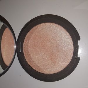 Shimmering Skin Perfector Pressed Highlighter